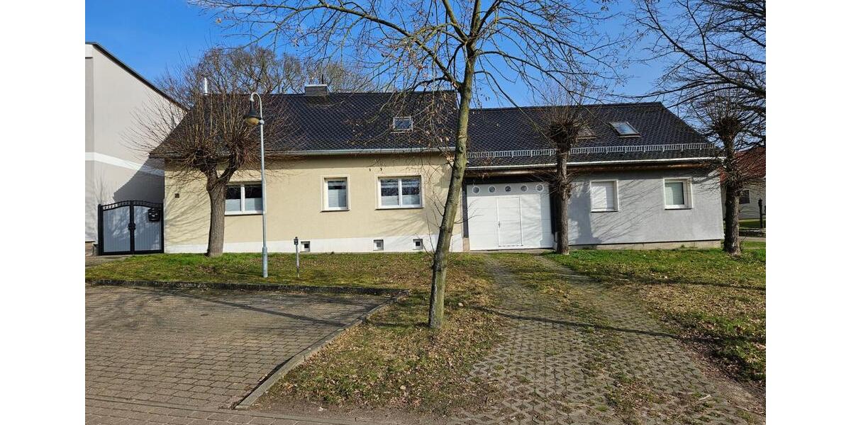 Einfamilienhaus Wolmirstedt - 6 Zimmer, 170 m&sup2;, 340.000&euro; | Angebot:24934781