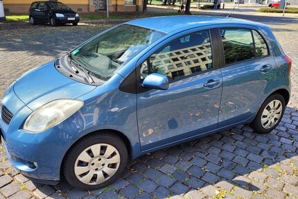 Toyota Yaris 133.000 km 2.800 &euro; Magdeburg 39112