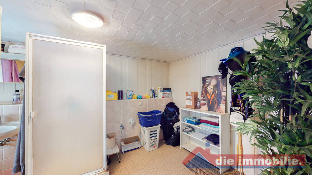 Mehrfamilienhaus, Wohnhaus Magdeburg / Ottersleben Ottersleben - 8 Zimmer, 290 m&sup2;, 379.000&euro; | Angebot:25803103