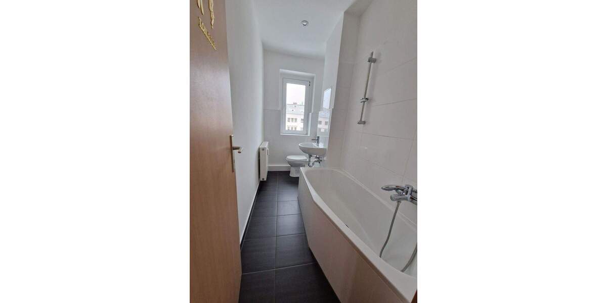 Zimmer Magdeburg Cracau - 3 Zimmer, 71 m&sup2;, 469&euro; | Angebot:25750167