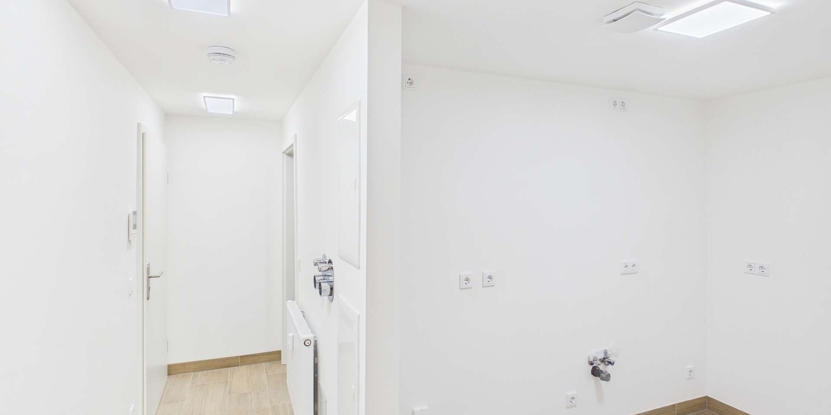 Kompakte Erdgeschosswohnung mit Stellplatz – frisch saniert inkl. Einbauküche - Erdgeschoßwohnung Magdeburg Salbke | Angebot:25717448