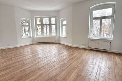 Wohnung Magdeburg Nordwest - 4 Zimmer, 157 m&sup2;, 1.090&euro; | Angebot:25382097
