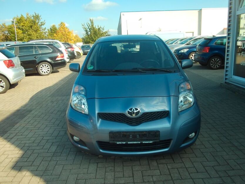 Toyota Yaris 92.000 km 4.800 € Magdeburg 39128