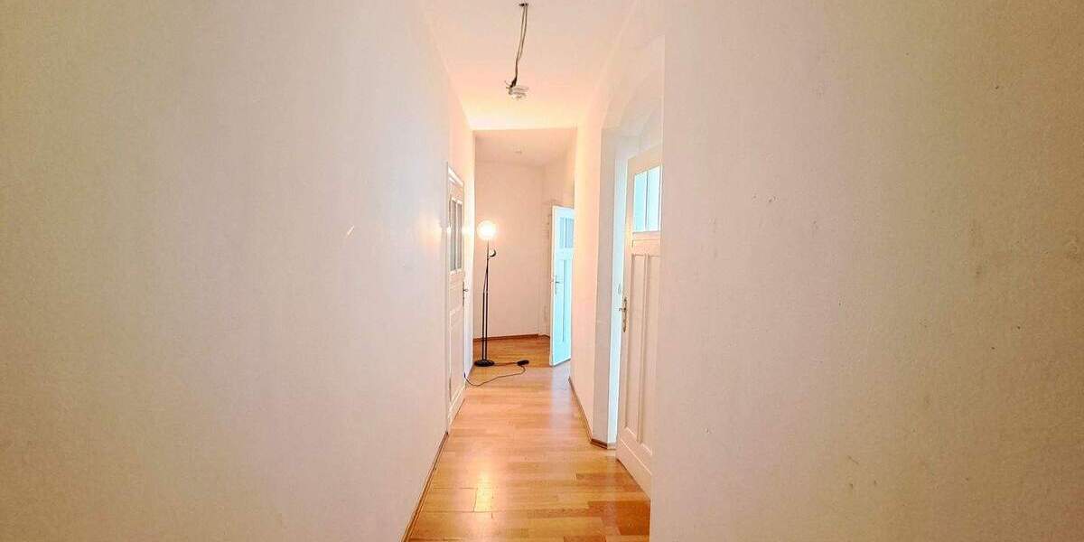 Etagenwohnung Magdeburg Stadtfeld Ost - 3 Zimmer, 102 m&sup2;, 180.000&euro; | Angebot:25669397