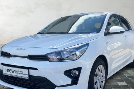 Kia Rio 16.247 km 14.390 € Schönebeck 39218
