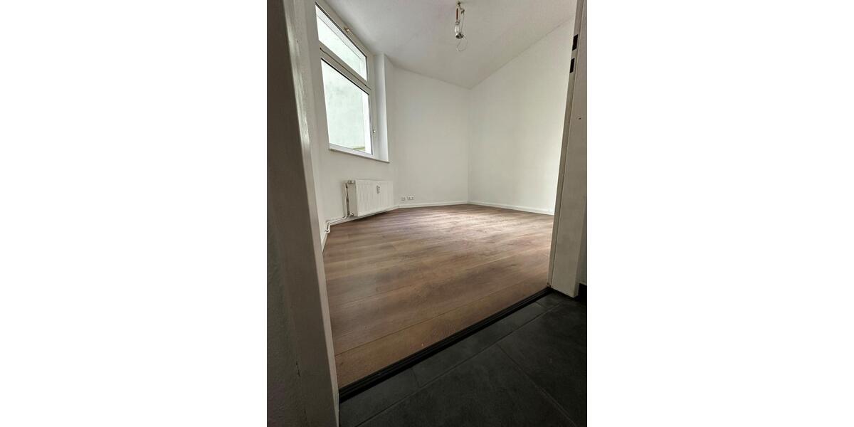Etagenwohnung Magdeburg Großer Silberberg - 2 Zimmer, 50 m&sup2;, 425&euro; | Angebot:26416333