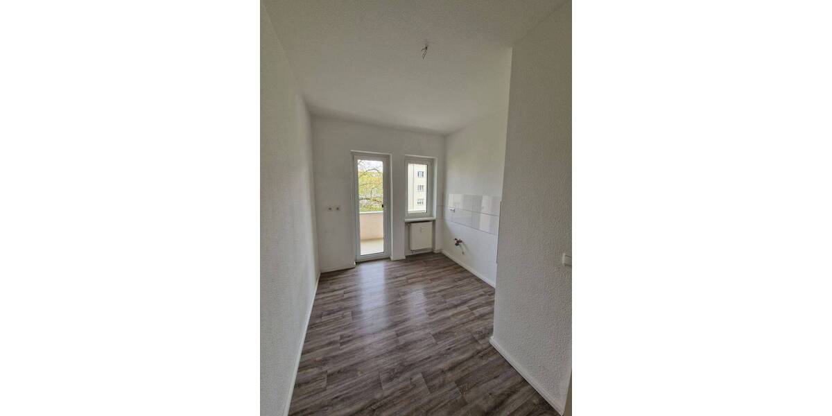 Etagenwohnung Magdeburg Cracau - 2 Zimmer, 48 m&sup2;, 339&euro; | Angebot:26557119
