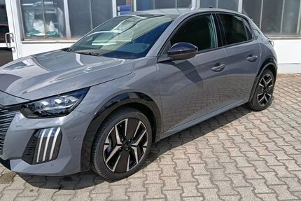 Peugeot 208 1.230 km 37.400 &euro; Magdeburg 39110