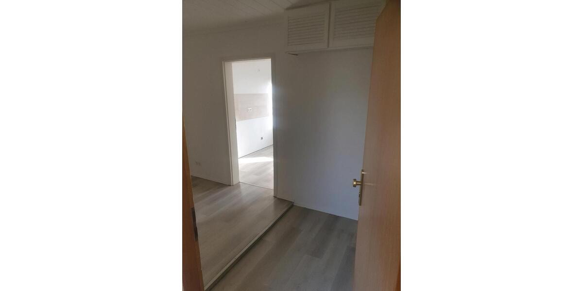 Erdgeschoßwohnung Bördeland - 4 Zimmer, 90 m&sup2;, 742&euro; | Angebot:25451808