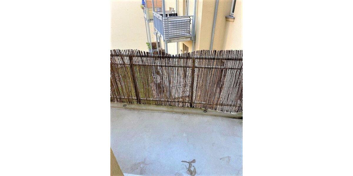 Dachgeschoßwohnung Magdeburg Leipziger Straße - 2 Zimmer, 76 m&sup2;, 499&euro; | Angebot:26003366