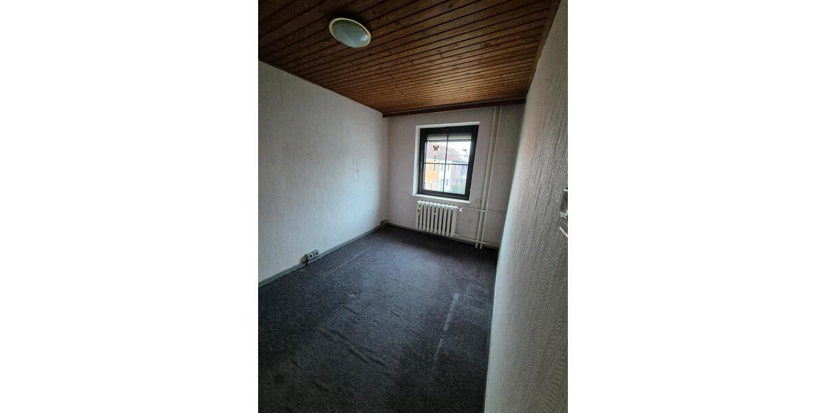 Reihenhaus Calbe (Saale) - 4 Zimmer, 75 m&sup2;, 74.500&euro; | Angebot:25539661