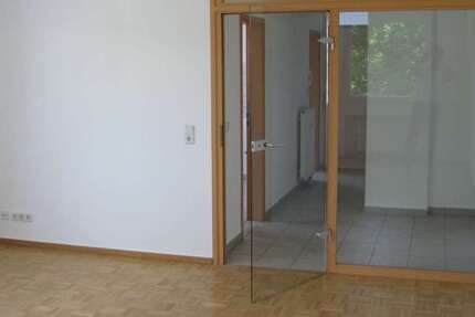 Wohnung zum Mieten in Magdeburg 370 € 48.15 m² 1 zimmer