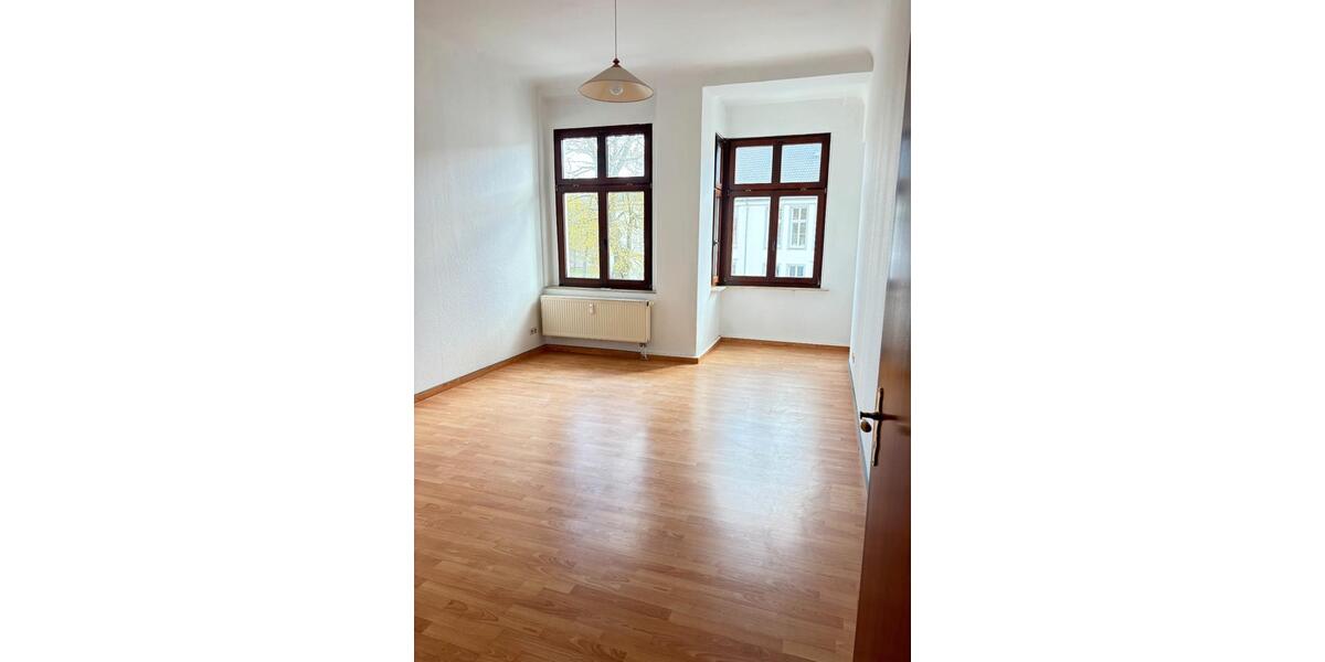 Etagenwohnung Magdeburg Nordwest - 2 Zimmer, 69 m&sup2;, 650&euro; | Angebot:26003577