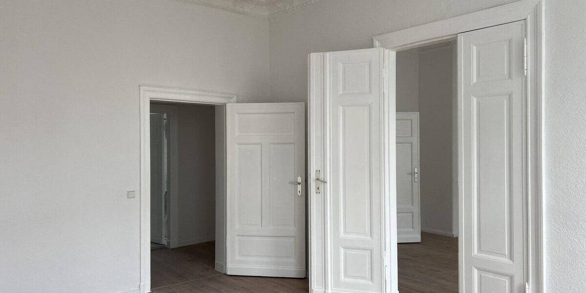 Etagenwohnung Magdeburg Stadtfeld Ost - 3 Zimmer, 92 m&sup2;, 910&euro; | Angebot:26167358