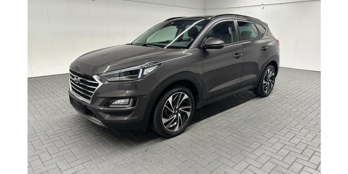 Hyundai TUCSON 85.270 km 18.480 &euro; Langenweddingen 39171