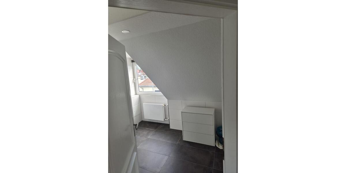 Dachgeschoßwohnung Magdeburg Brückfeld - 2 Zimmer, 65 m&sup2;, 812&euro; | Angebot:27621983