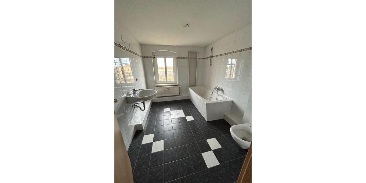 Dachgeschoßwohnung Magdeburg Beyendorf-Sohlen - 3 Zimmer, 70 m&sup2;, 385&euro; | Angebot:24354424