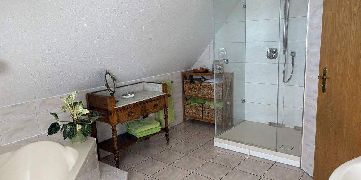 Einfamilienhaus Gerwisch Gerwisch - 5 Zimmer, 132 m&sup2;, 430.000&euro; | Angebot:24776218