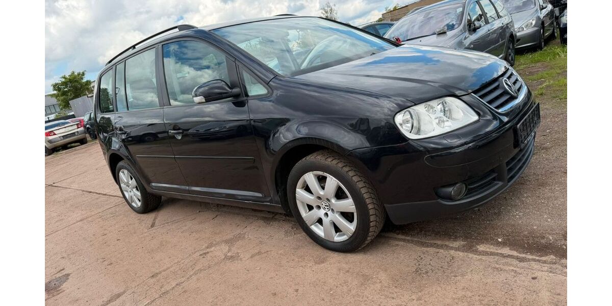 VW Touran 151.000 km 4.000 &euro; Magdeburg 39110