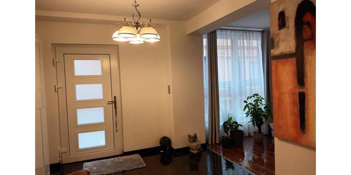 Reihenhaus Egeln - 8 Zimmer, 274 m&sup2;, 350.000&euro; | Angebot:25252989