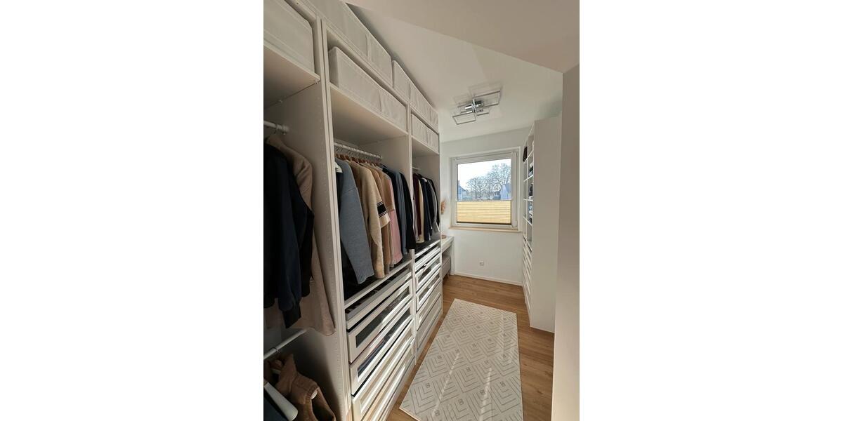 Etagenwohnung Wolmirstedt - 4 Zimmer, 102 m&sup2;, 1.267&euro; | Angebot:26003582