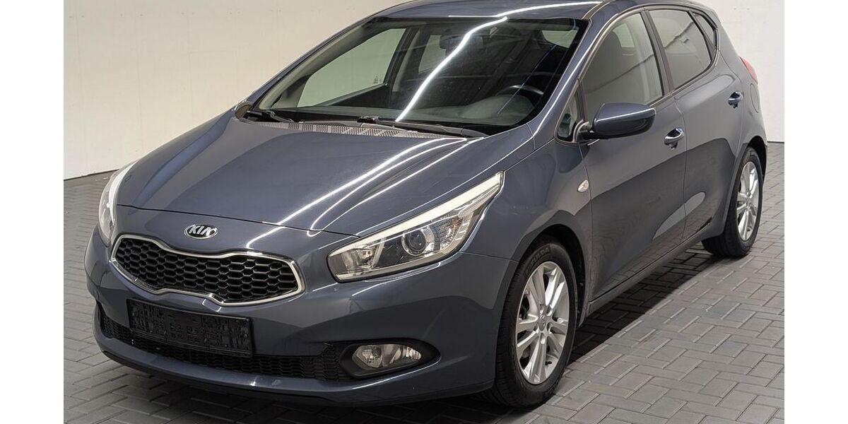 Kia ceed / Ceed 144.200 km 6.930 &euro; Langenweddingen 39171