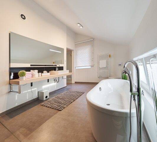 Mehrfamilienhaus, Wohnhaus Wanzleben - 4 Zimmer, 125 m&sup2;, 251.000&euro; | Angebot:26141581