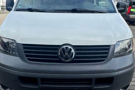 VW T5 Transporter 215.937 km 8.700 &euro; Magdeburg 39122