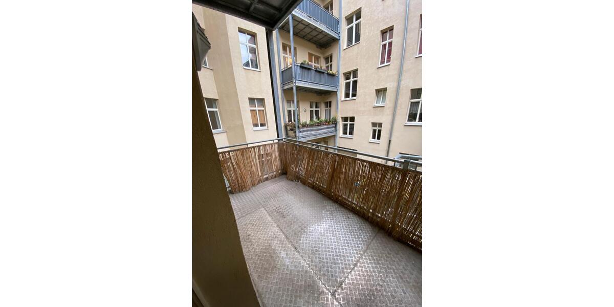 Etagenwohnung Magdeburg Nordwest - 2.5 Zimmer, 63 m&sup2;, 466&euro; | Angebot:27627941