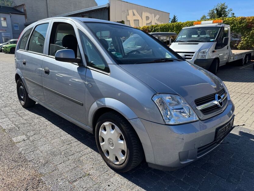 Opel Meriva 170.000 km 790 € Magdeburg 39112