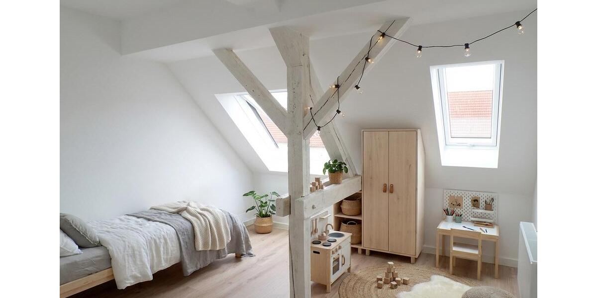 Dachgeschoßwohnung Magdeburg Nordwest - 4 Zimmer, 124 m&sup2;, 1.364&euro; | Angebot:24255460