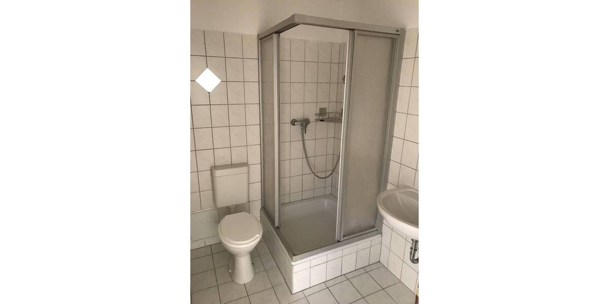 Etagenwohnung Magdeburg Sudenburg - 2 Zimmer, 34 m&sup2;, 250&euro; | Angebot:26176409