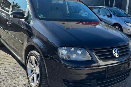 VW Touran 327.000 km 1.490 &euro; Magdeburg 39112