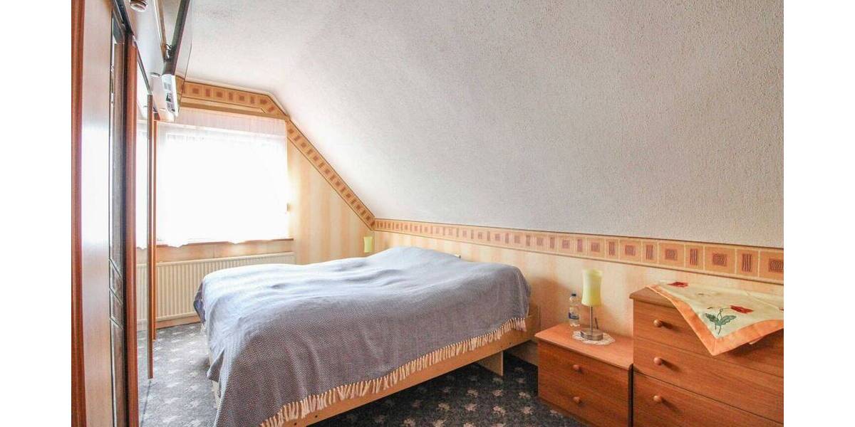 Einfamilienhaus Wolmirstedt - 5 Zimmer, 240.000&euro; | Angebot:26930038