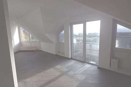 Wohnung Hermsdorf Hermsdorf - 3.5 Zimmer, 73 m&sup2;, 72.000&euro; | Angebot:27699797