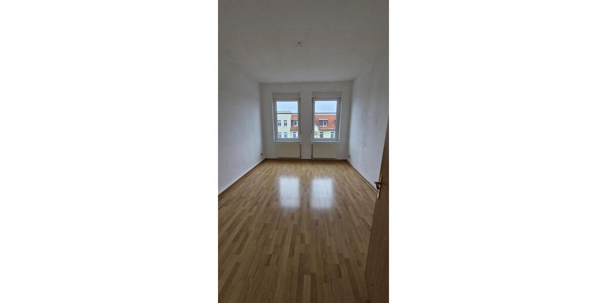 Dachgeschoßwohnung Magdeburg Leipziger Straße - 3 Zimmer, 78 m&sup2;, 510&euro; | Angebot:18896990