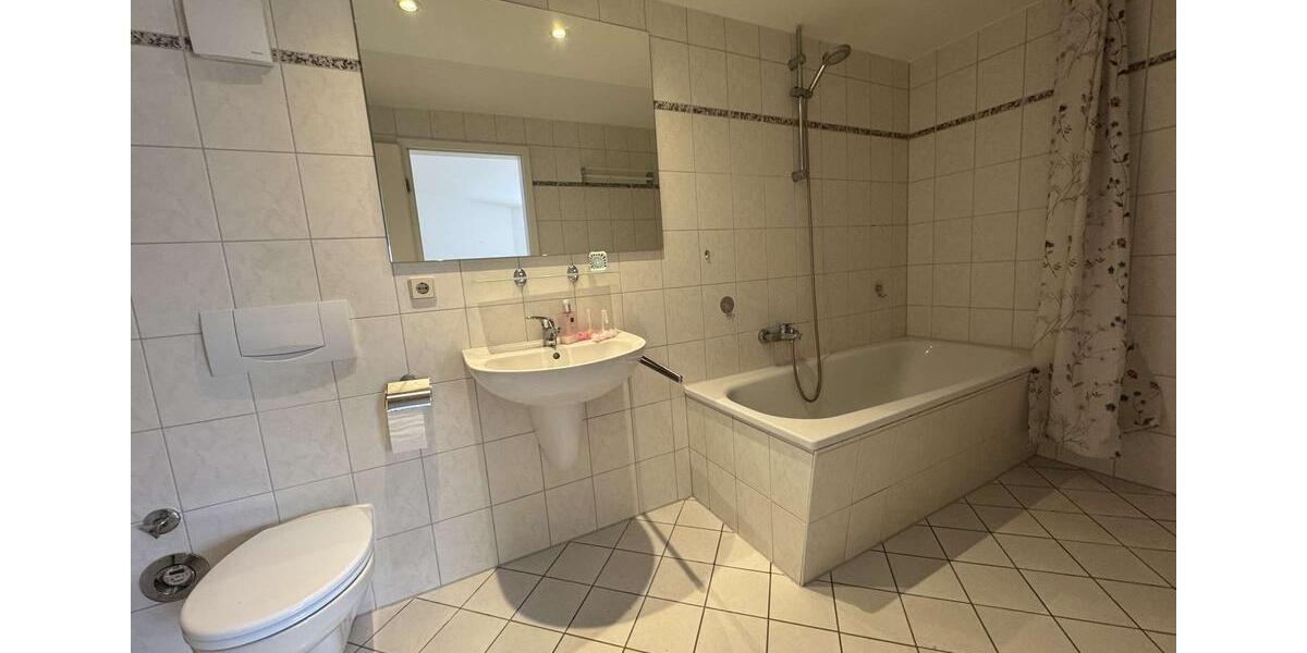 Dachgeschoßwohnung Magdeburg Leipziger Straße - 2 Zimmer, 70 m&sup2;, 520&euro; | Angebot:24801418