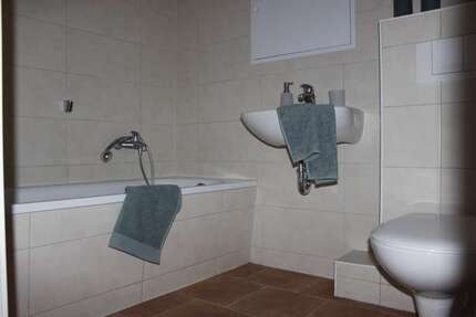 Wohnung Oschersleben Oschersleben - 3 Zimmer, 65 m&sup2;, 402&euro; | Angebot:26570263