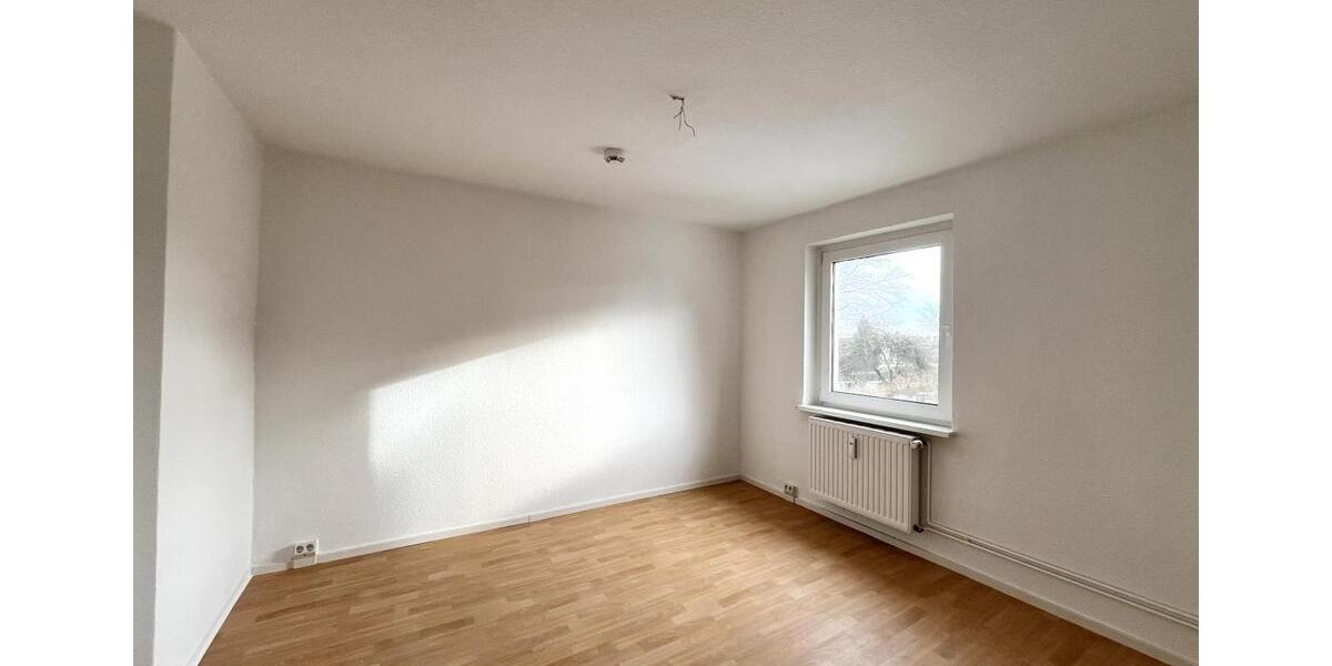 Etagenwohnung Magdeburg Großer Silberberg - 2 Zimmer, 37 m&sup2;, 258&euro; | Angebot:25579481