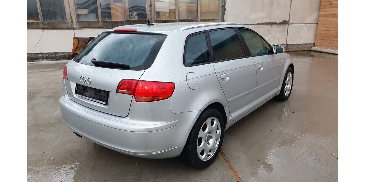 Audi A3 227.000 km 2.850 &euro; Haldensleben 39340