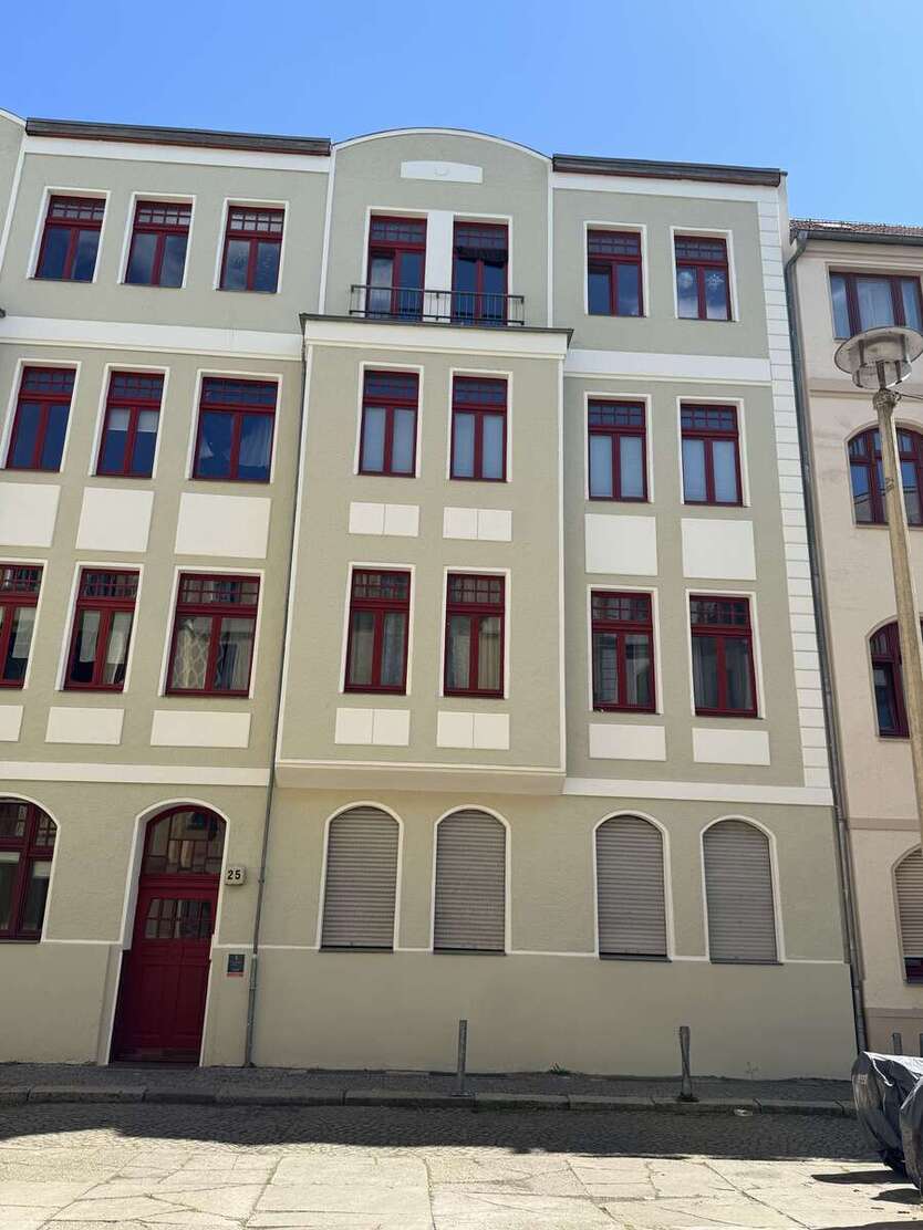 Wohnung zum Mieten in Magdeburg 300 € 24 m² 1 zimmer