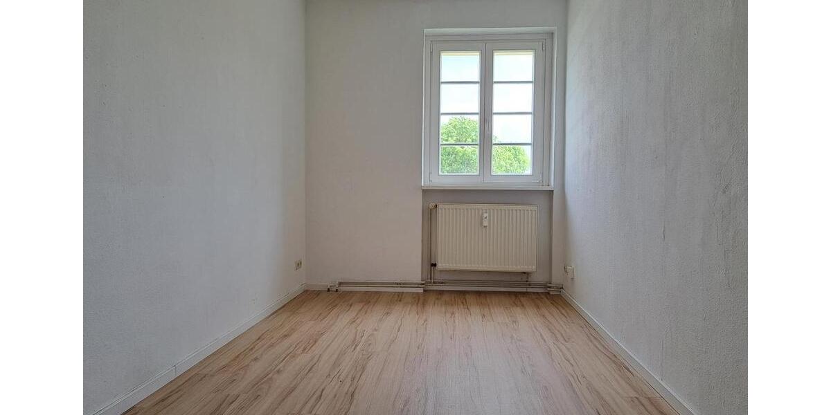 Etagenwohnung Magdeburg Diesdorf - 4 Zimmer, 65 m&sup2;, 452&euro; | Angebot:26665205