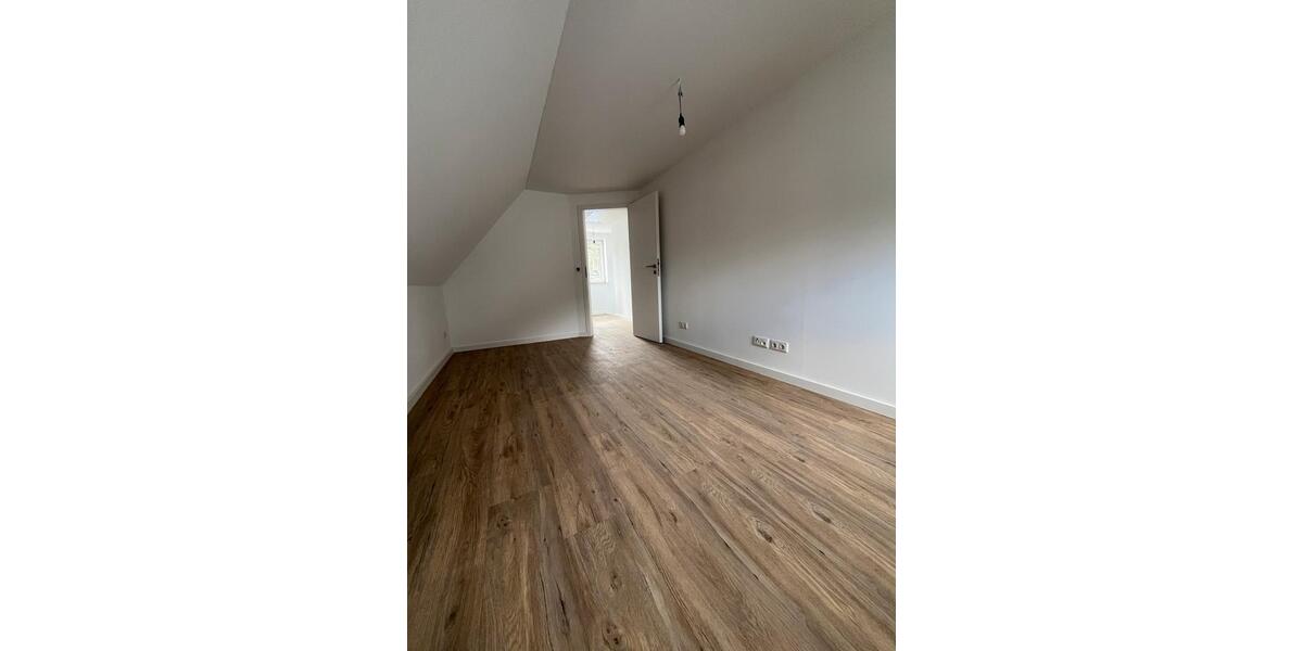 Einfamilienhaus Magdeburg Brückfeld - 3.5 Zimmer, 81 m&sup2;, 1.500&euro; | Angebot:27641013