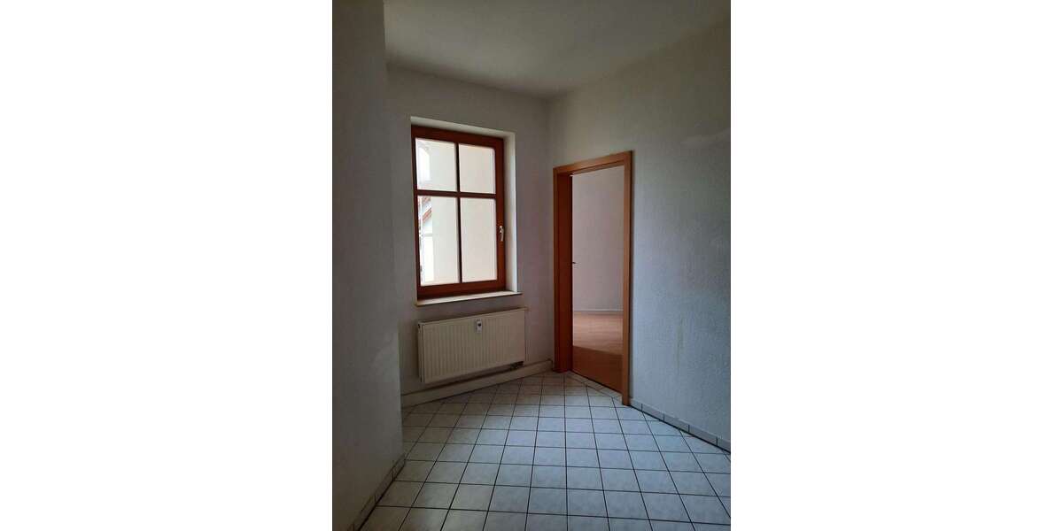 2 Zimmer-Wohnung *gerade in Renovierung* frei ab 01.08.2023 - Appartement Magdeburg Buckau | Angebot:10983294