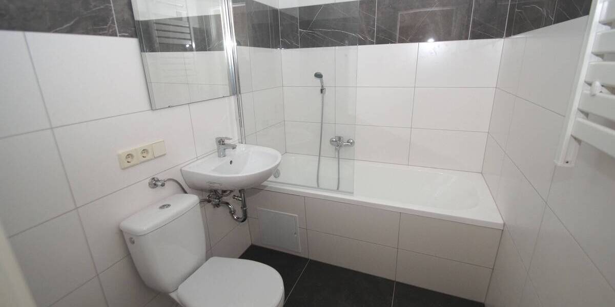 Etagenwohnung Magdeburg Neue Neustadt - 3 Zimmer, 57 m&sup2;, 340&euro; | Angebot:26017853