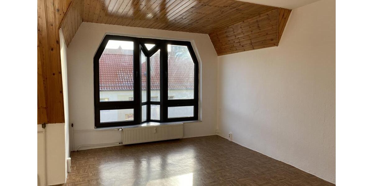 Etagenwohnung Oschersleben (Bode) - 2 Zimmer, 50 m&sup2;, 310&euro; | Angebot:26556581