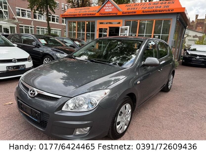 i30