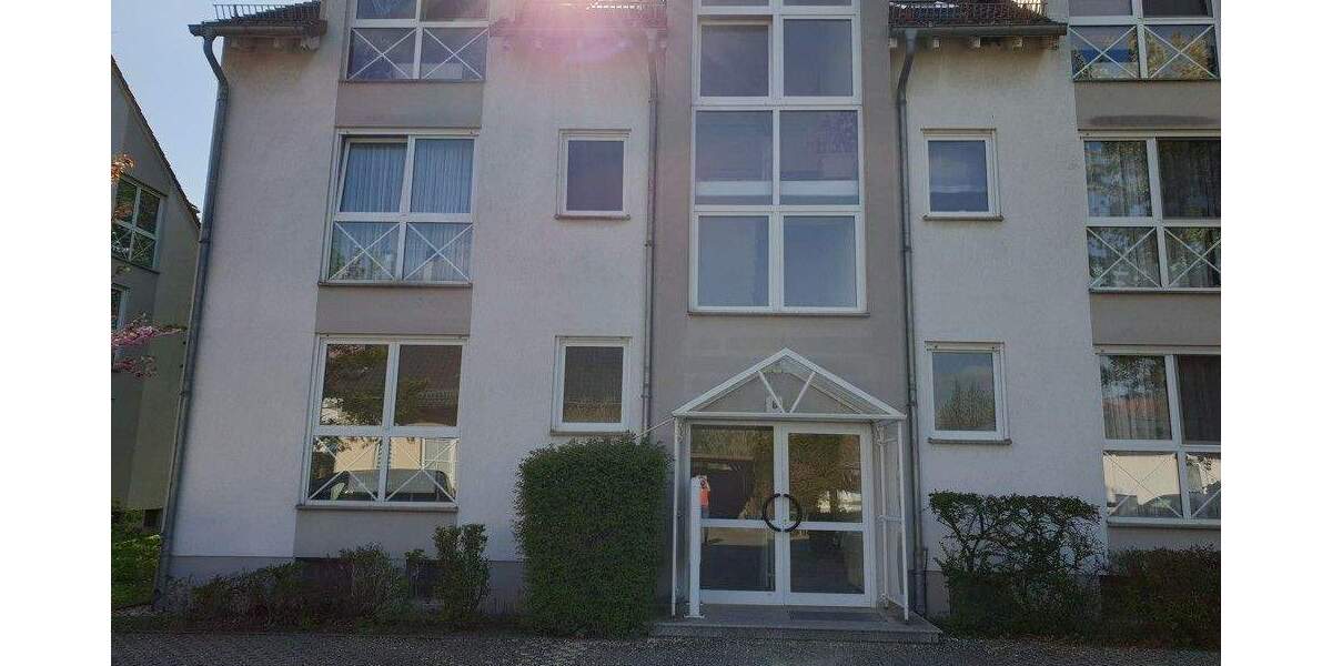 Etagenwohnung Magdeburg / Neu Olvenstedt Neu Olvenstedt - 3 Zimmer, 68 m&sup2;, 530&euro; | Angebot:25708342