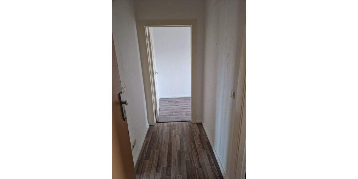 Etagenwohnung Magdeburg Cracau - 2 Zimmer, 50 m&sup2;, 349&euro; | Angebot:24802652