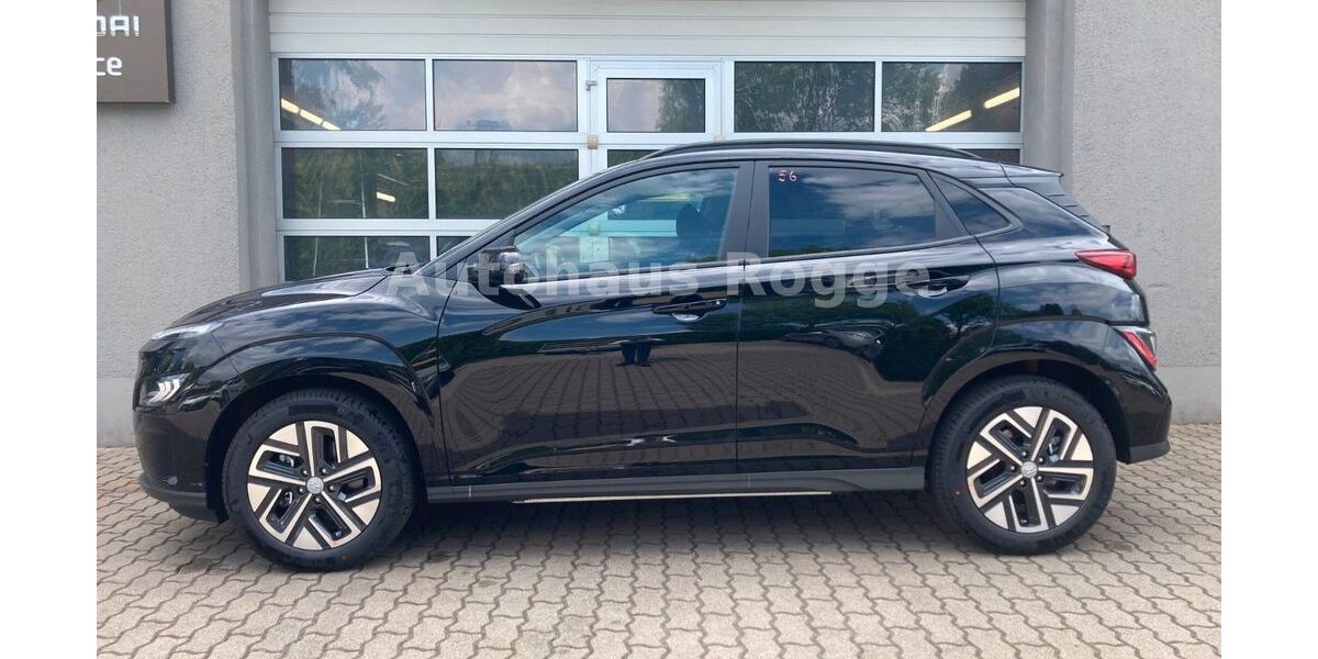 Hyundai KONA 9.812 km 27.200 &euro; Magdeburg 39116